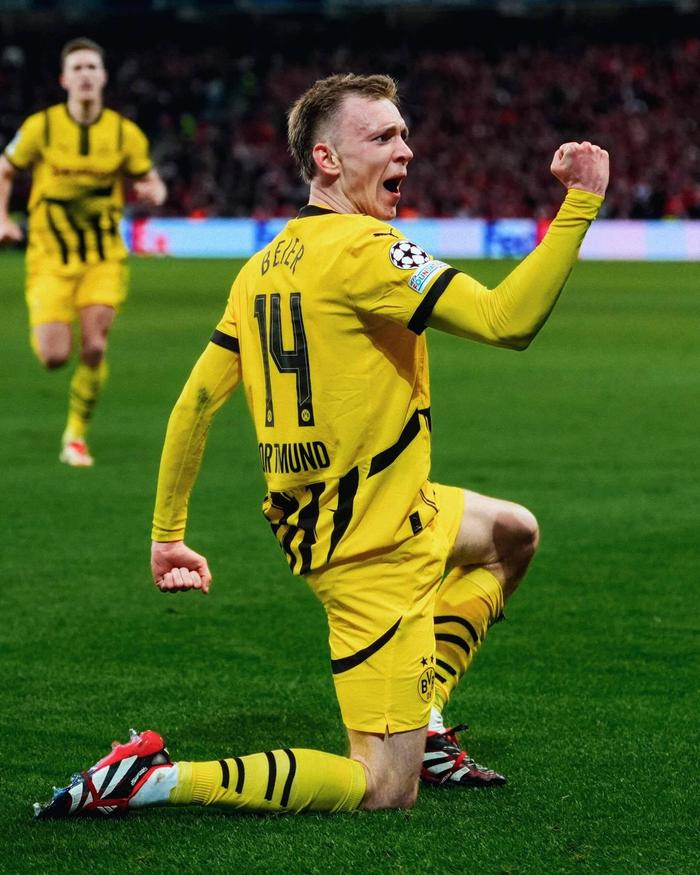 爱游戏下载-包含里尔遭遇客场惨败，劣势不断扩大的词条