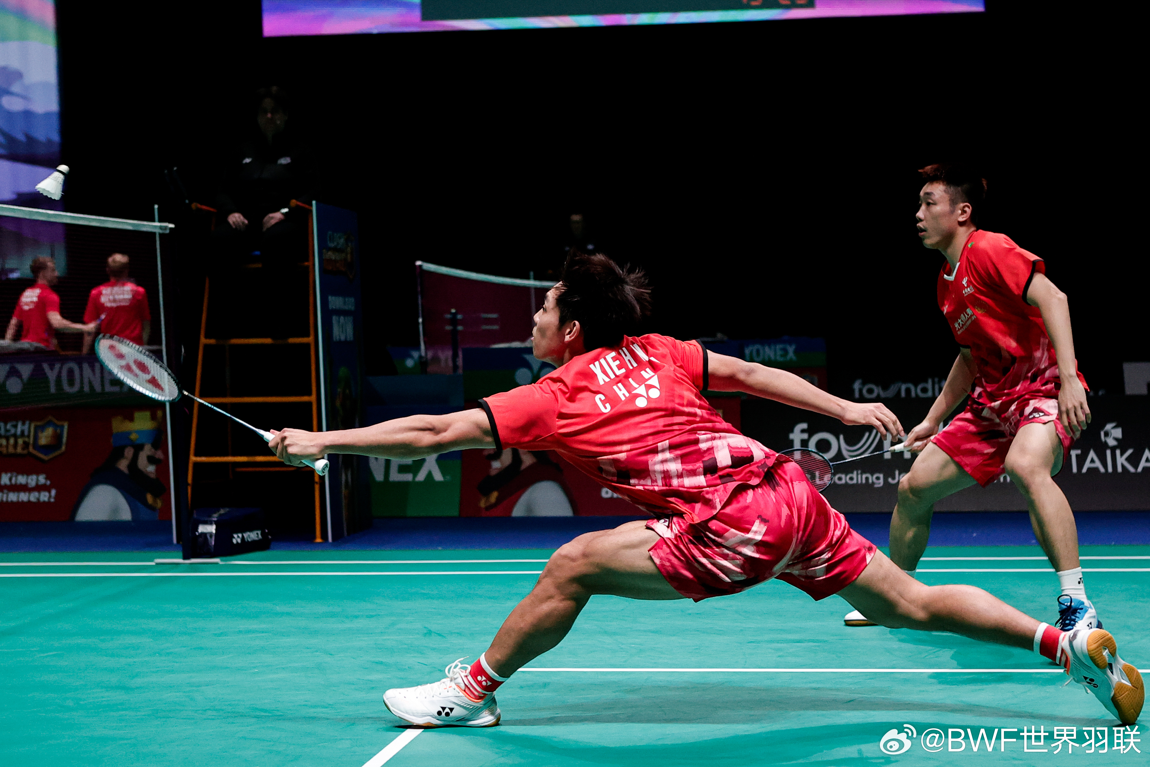 包含印尼羽毛球队横扫马来西亚羽毛球队，林丹统治全场的词条